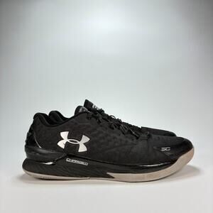 Under Armour Curry 1 Low Black Low Top Basketball Shoes 1269048-004 Mens Size 13